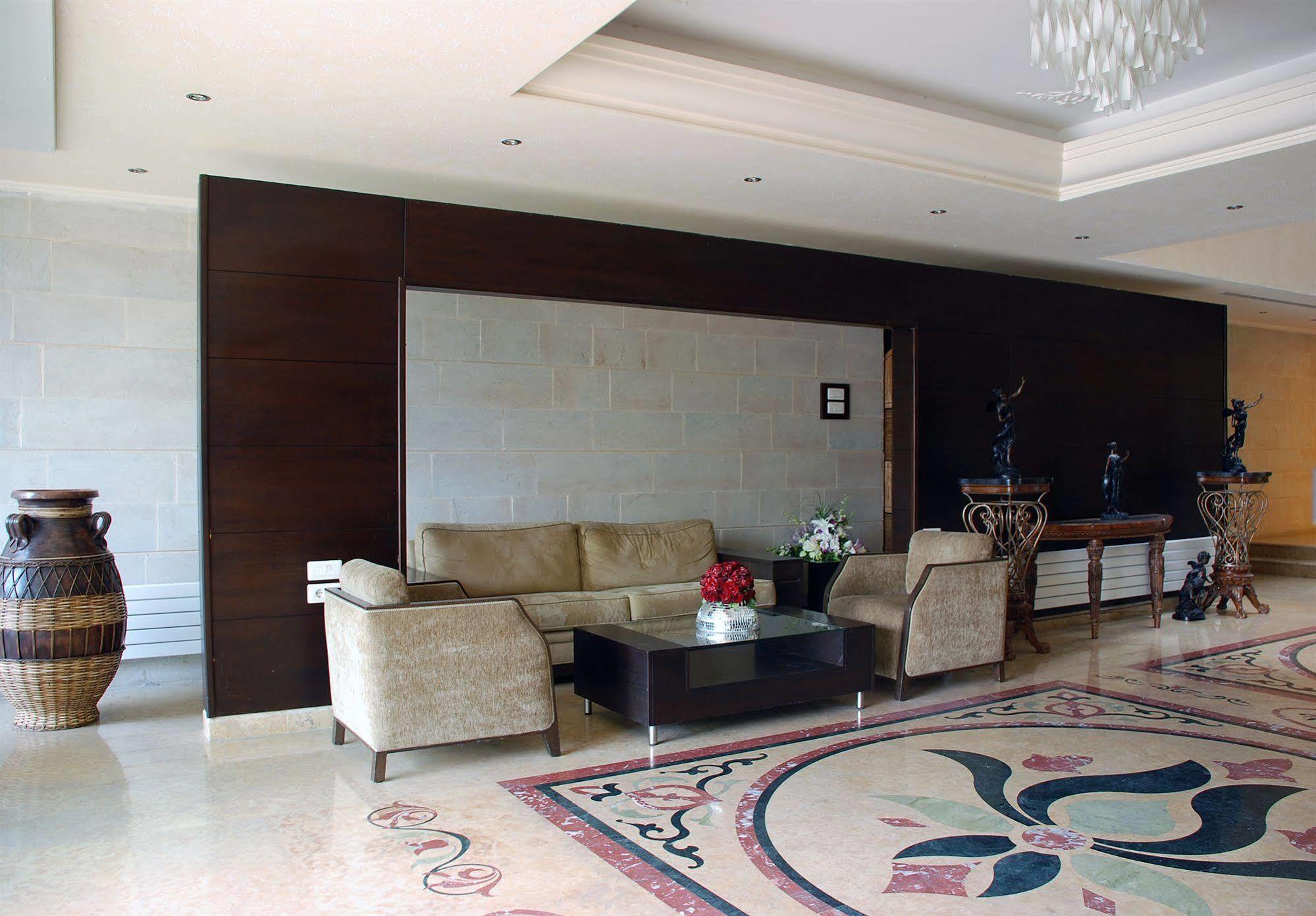 City Suite อาเลย์ ภายนอก รูปภาพ