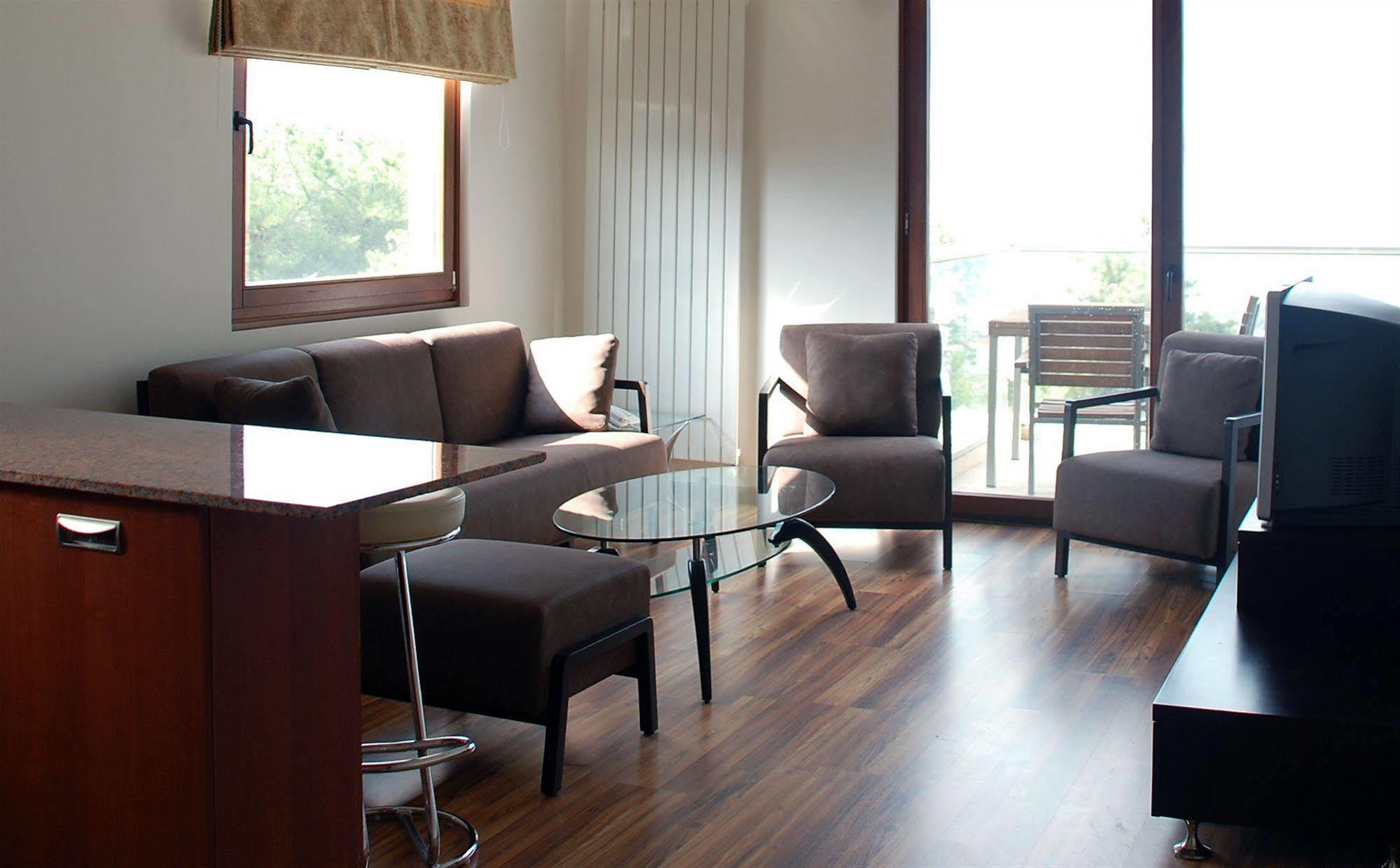 City Suite อาเลย์ ภายนอก รูปภาพ